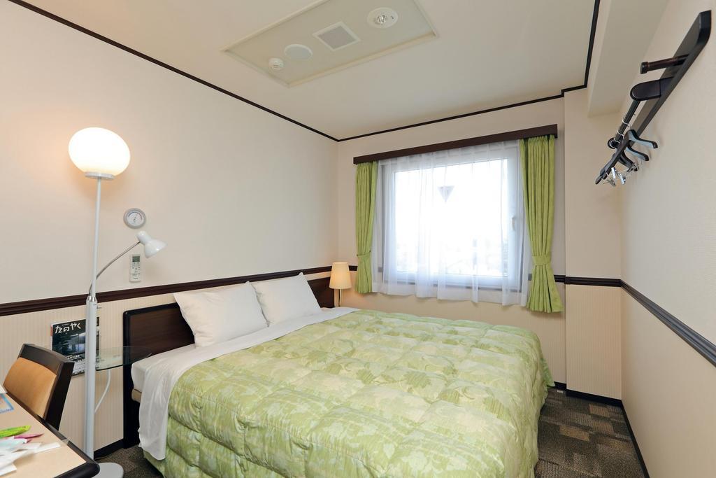 Toyoko Inn Yokohama Minatomirai-Sen Nihon-Odori Ekimae Cameră foto